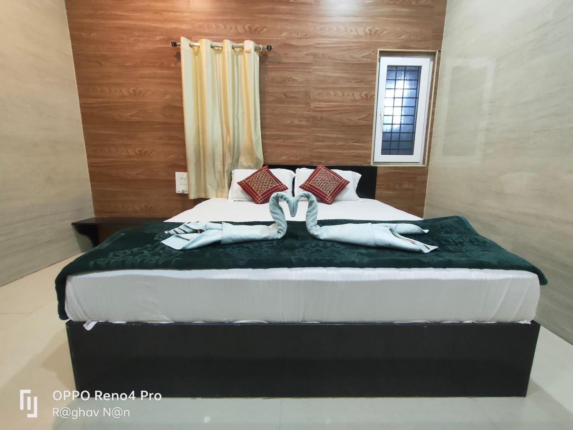 Kamala Sadana Lodge Mādhavaram Zewnętrze zdjęcie