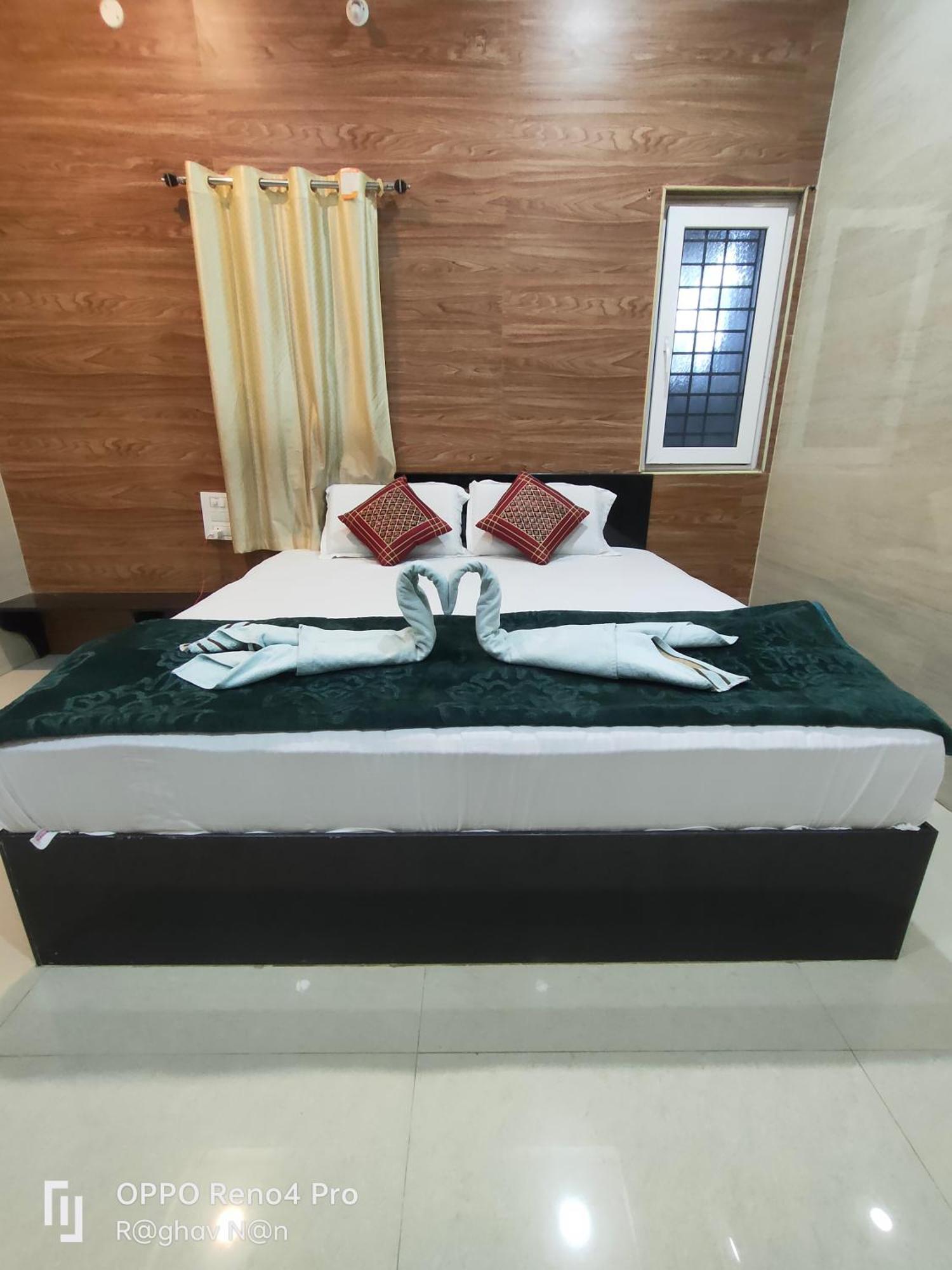 Kamala Sadana Lodge Mādhavaram Zewnętrze zdjęcie